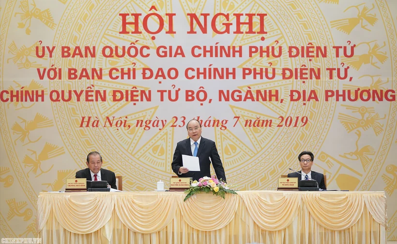 Đẩy mạnh dịch vụ công trực tuyến. Ảnh : Ảnh: Tường Vi - TTXVN.