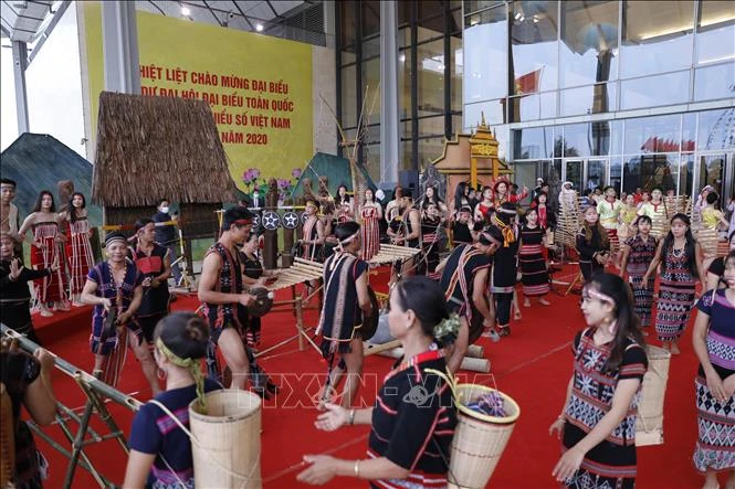 Chương trình biểu diễn văn hoá nghệ thuật truyền thống các dân tộc thiếu số tại Đại hội đại biểu các dân tộc thiểu số Việt Nam lần thứ II năm 2020. Ảnh: Dương Giang - TTXVN