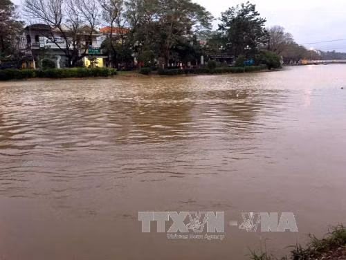Thừa Thiên – Huế: Mực nước trên các sông dâng nhanh, nhiều nơi ngập úng cục bộ