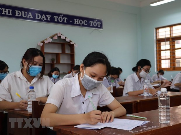 Thí sinh dự thi tốt nghiệp trung học phổ thông. Ảnh: TTXVN