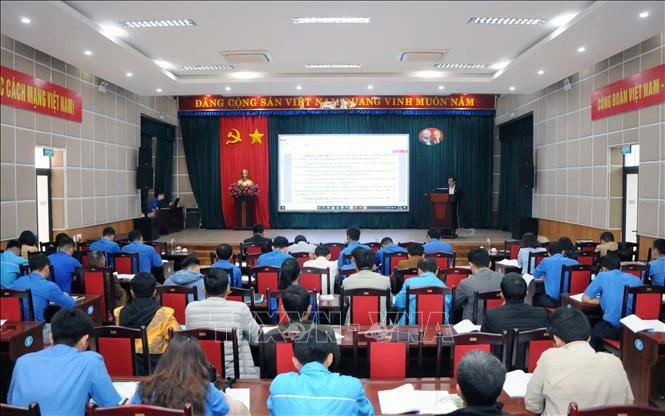 Quang cảnh lớp “Tập huấn nghiệp vụ vốn ủy thác cho cán bộ Đoàn, Tổ tiết kiệm và vay vốn năm 2020”. Ảnh: Quang Quyết-TTXVN