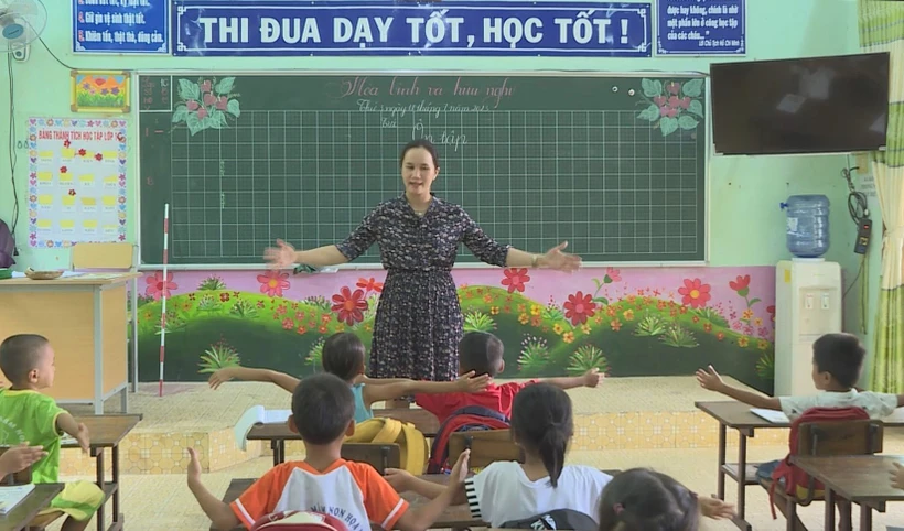Tăng cường dạy tiếng Việt cho học sinh đồng bào dân tộc thiểu số ở Quảng Ngãi