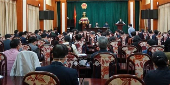 Tổ công tác của Bộ Y tế họp khẩn với tỉnh Hải Dương. Ảnh: Mạnh Minh - TTXVN