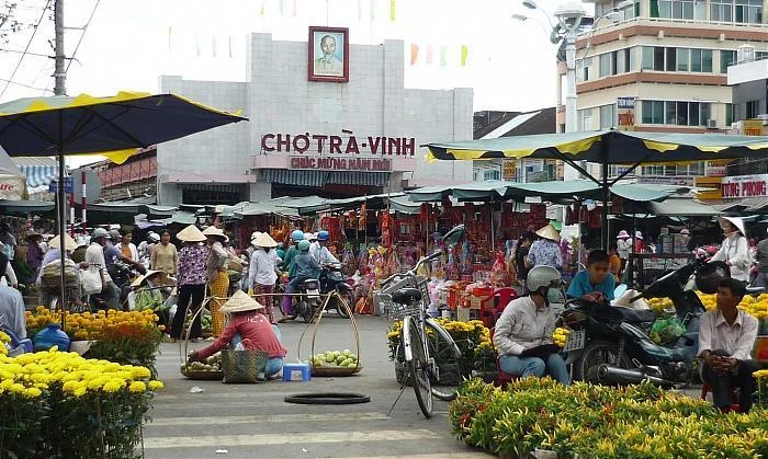 Chợ là một điểm ưa thích của khách du lịch. Ảnh : sayhi.vn