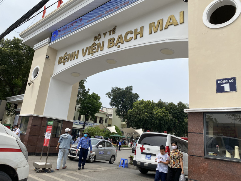 Bệnh viện Bạch Mai là một trong số 37 bệnh viện, viện trực thuộc Bộ tiếp nhận điều trị người bệnh COVID-19. Ảnh: bachmai.gov.vn 
