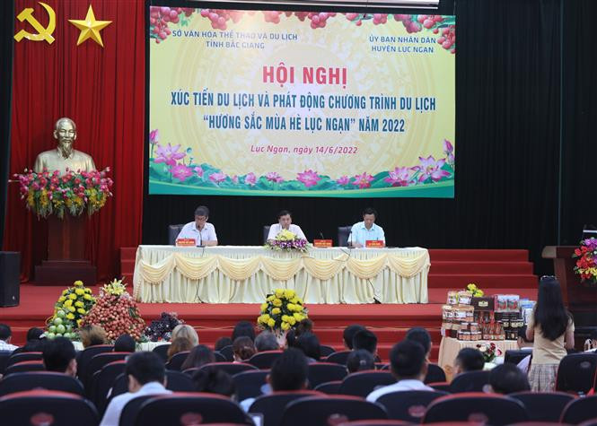 Xúc tiến du lịch và phát động Chương trình du lịch "Hương sắc mùa hè Lục Ngạn" năm 2022
