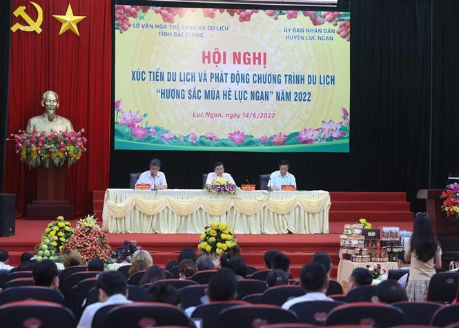 Xúc tiến du lịch và phát động Chương trình du lịch "Hương sắc mùa hè Lục Ngạn" năm 2022
