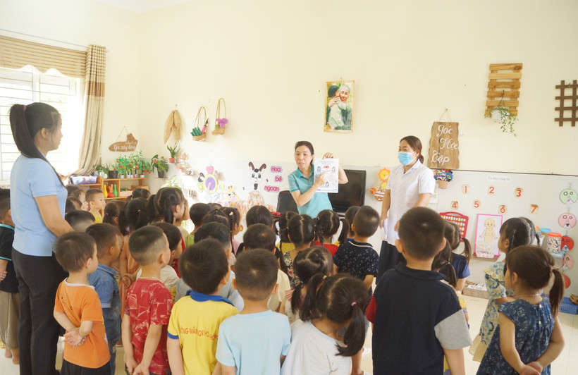 Phối hợp giám sát chặt chẽ, hạn chế bệnh đau mắt đỏ lây lan tại Lai Châu