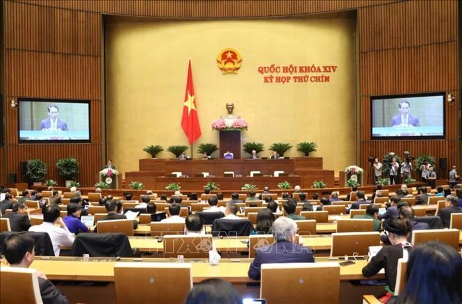 Quốc hội nghe Chủ nhiệm Ủy ban Pháp luật của Quốc hội Hoàng Thanh Tùng trình bày Báo cáo giải trình, tiếp thu, chỉnh lý dự án Luật sửa đổi, bổ sung một số điều của Luật Tổ chức Quốc hội. Ảnh: Văn Điệp - TTXVN