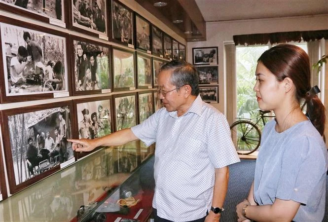 Nhà báo Phạm Nhật Nam, nguyên phóng viên khóa GP10 của Việt Nam Thông tấn xã tăng cường cho Thông tấn xã Giải phóng trong kháng chiến chống Mỹ, cứu nước. Ảnh: Tiến Lực - TTXVN