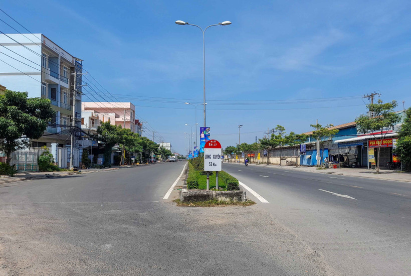 Điểm cuối đoạn 7km còn lại của Quốc lộ 91 tại phường Trà An, quận Bình Thủy (đường Lê Hồng Phong). Ảnh: Thanh Liêm - TTXVN 