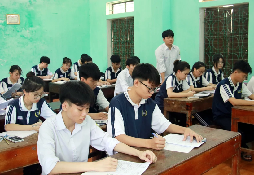 Sớm công bố phương án tổ chức kỳ thi tốt nghiệp Trung học Phổ thông từ năm 2025