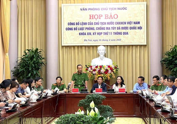 Quang cảnh cuộc họp báo. Ảnh: qdnd.vn