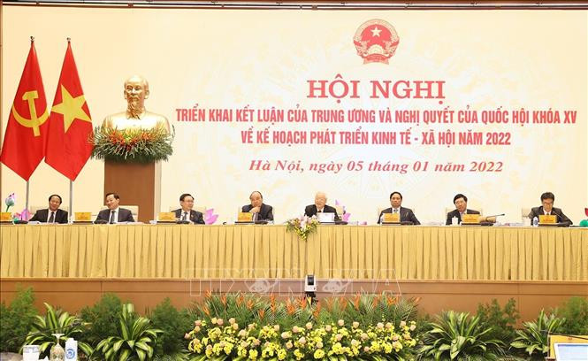 Tổng Bí thư Nguyễn Phú Trọng cùng các đồng chí lãnh đạo Đảng, Nhà nước chủ trì hội nghị. Ảnh: Trí Dũng –TTXVN 