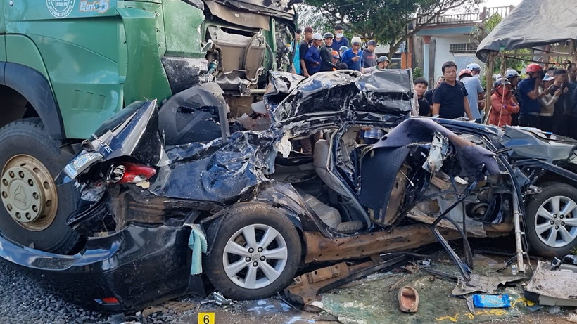 Vụ tai nạn tại Chư Pưh (Gia Lai): Khởi tố tài xế gây tai nạn