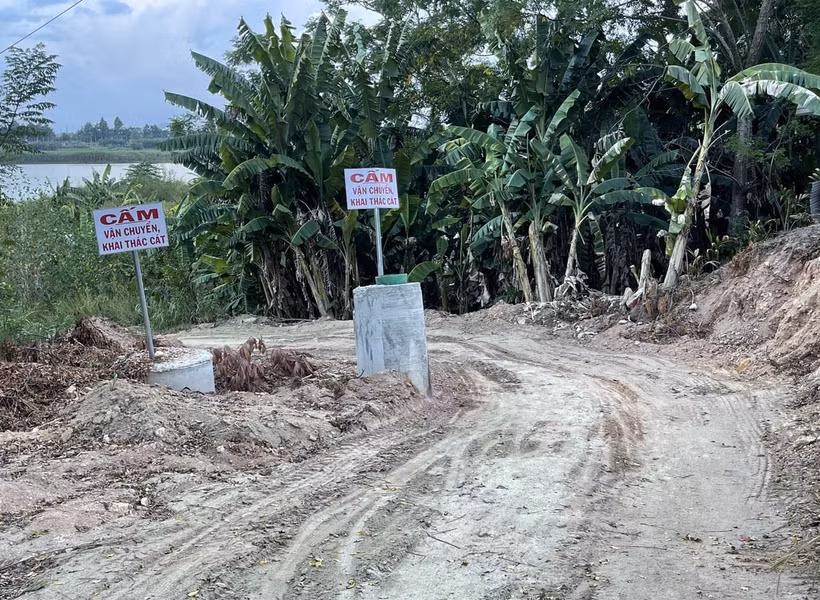  Quảng Ngãi: Kiểm tra, xử lý nghiêm hành vi khai thác cát trái phép trên sông Trà Khúc