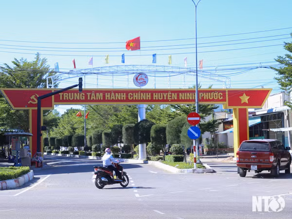 Huyện Ninh Phước đạt chuẩn nông thôn mới năm 2019.. Ảnh: baoninhthuan.com.vn