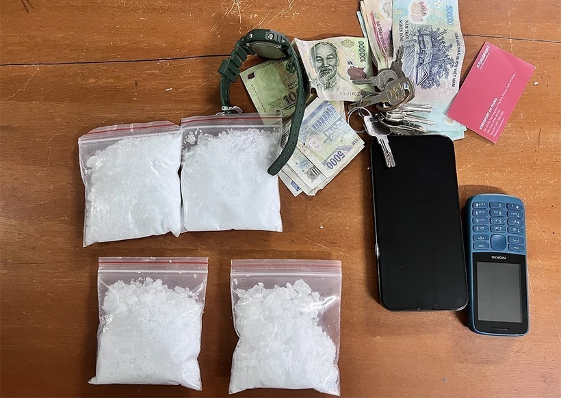 Tang vật bị lực lượng chức năng thu giữ. Ảnh: TTXVN phát 
