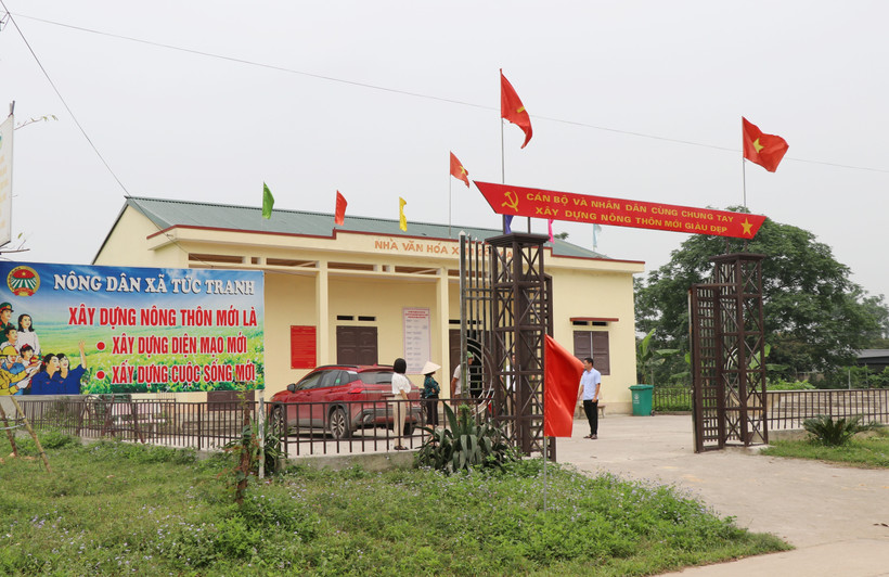 Nhà văn hóa xóm Gốc Gạo, xã Tức Tranh, mới được đầu tư xây dựng khang trang, sạch đẹp. Ảnh: Hoàng Nguyên - TTXVN 