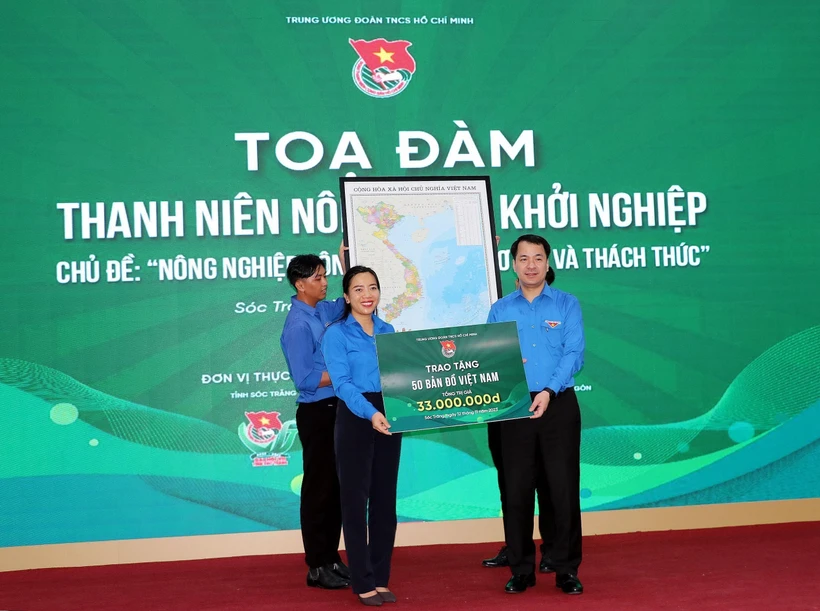 Tăng cường chính sách thúc đẩy nông nghiệp công nghệ cao