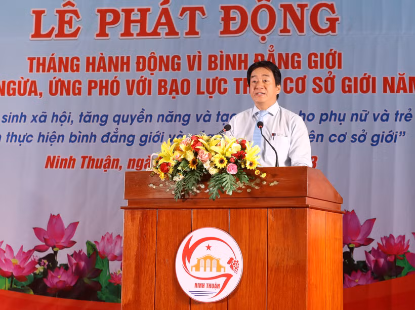Phó Chủ tịch UBND tỉnh Ninh Thuận Nguyễn Long Biên phát biểu tại Lễ phát động. Ảnh: Nguyễn Thành – TTXVN 