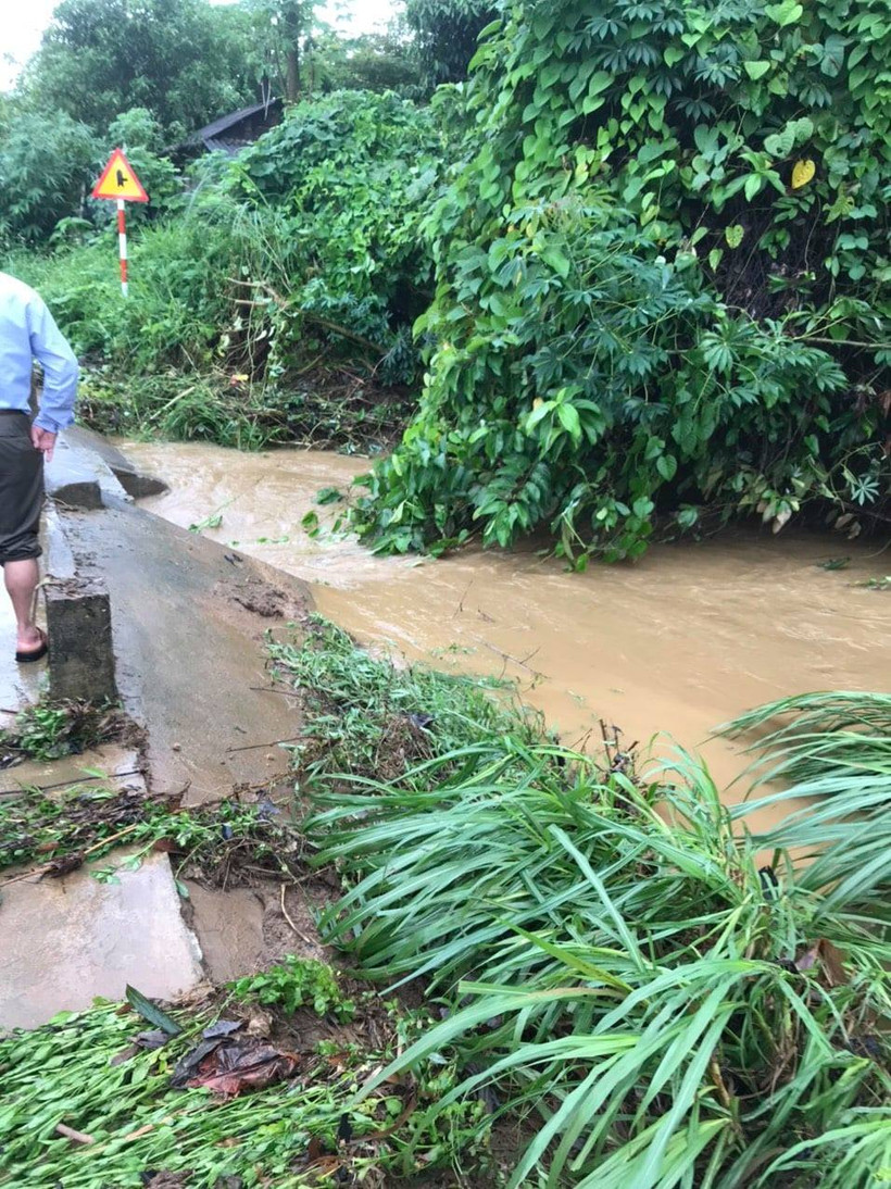 Yên Bái: Mưa to kèm dông lốc, một học sinh tử vong do lũ cuốn