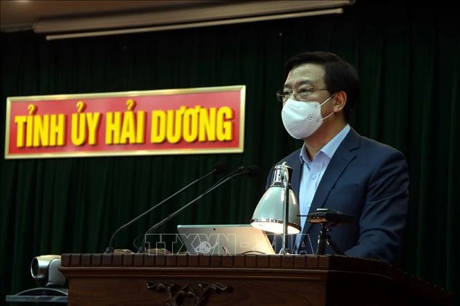 Ủy viên Trung ương Đảng, Bí thư Tỉnh ủy Hải Dương Phạm Xuân Thăng phát biểu tại Hội nghị đánh giá kết quả công tác phòng chống dịch COVID-19,. Ảnh: Mạnh Tú - TTXVN