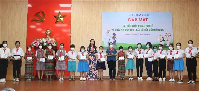 Quảng Ngãi tuyên dương 100 Cháu ngoan Bác Hồ và thiếu nhi dân tộc thiểu số tiêu biểu năm 2022