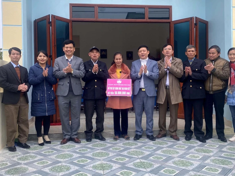 Xuân về trong những ngôi nhà "Đại đoàn kết"