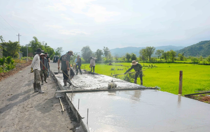 Khó khăn triển khai Chương trình phát triển kinh tế - xã hội vùng đồng bào dân tộc thiểu số và miền núi ở Đắk Lắk