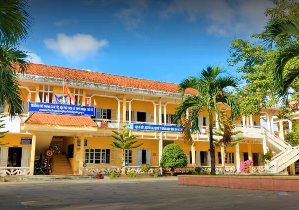 Trường phổ thông Dân tộc nội trú - Trung học Phổ thông Trà Cú (huyện Trà Cú) 
