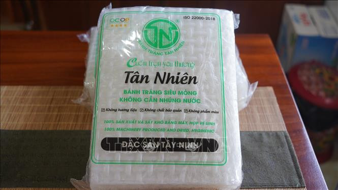 Sản phẩm bánh tráng siêu mỏng đạt OCOP 4 sao. Ảnh: Thanh Tân – TTXVN