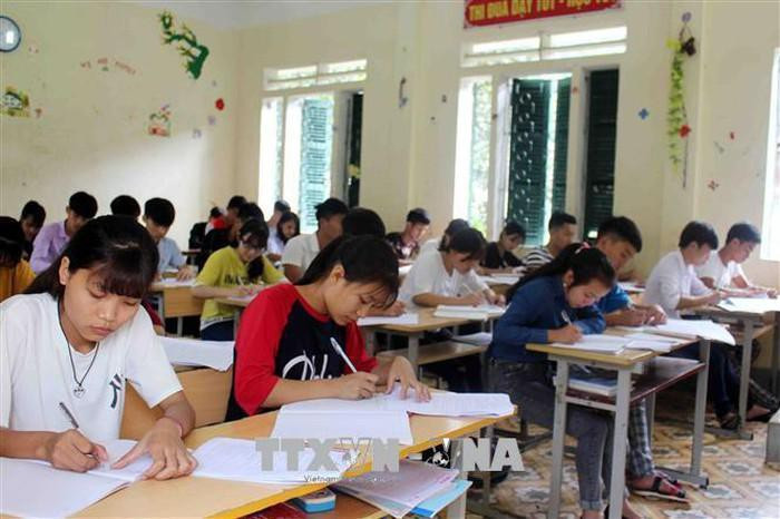 Kỳ thi tốt nghiệp Trung học Phổ thông 2020 sẽ tổ chức thi 5 bài thi. Ảnh: TTXVN phát