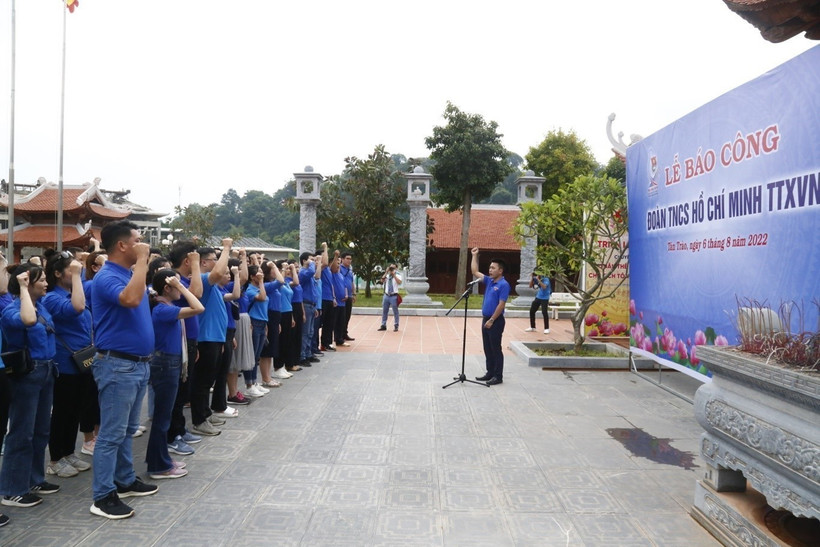 Quang cảnh Lễ báo công. Ảnh: TTXVN 