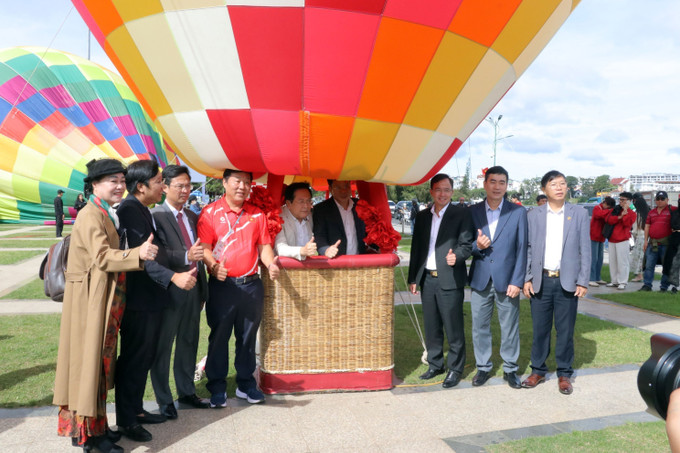 Các đại biểu tham dự Lễ hội. Các đại biểu tham dự Lễ hội.