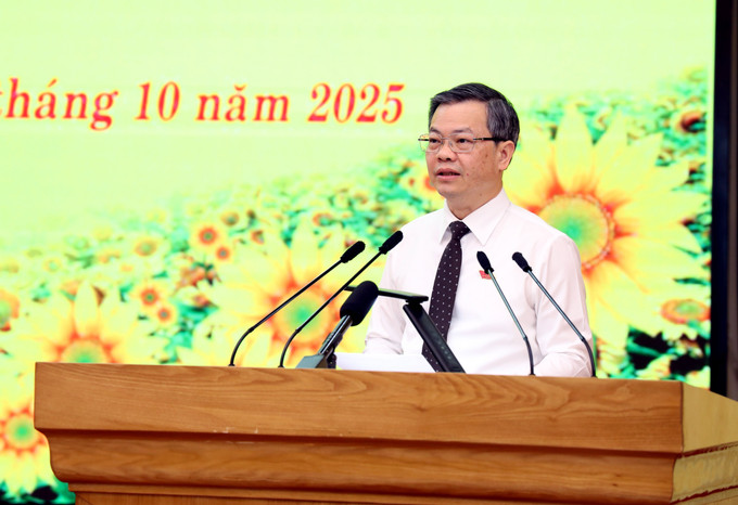 Chủ tịch HĐND tỉnh Tuyên Quang Nguyễn Văn Sơn phát biểu tại Kỳ họp. Chủ tịch HĐND tỉnh Tuyên Quang Nguyễn Văn Sơn phát biểu tại Kỳ họp.