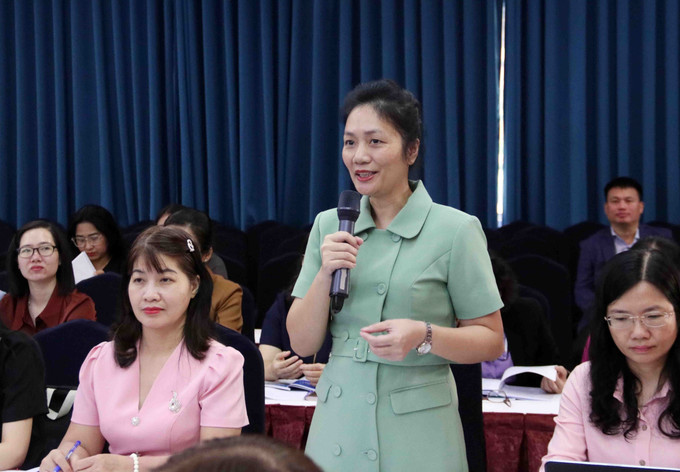 Các đại biểu dự Hội nghị phát biểu ý kiến.