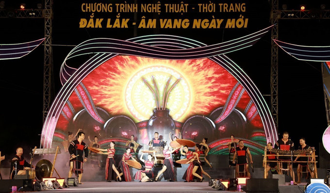 Một tiết mục nghệ thuật trong chương trình. Một tiết mục nghệ thuật trong chương trình.