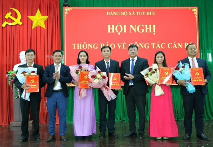 Các xã biên giới Lâm Đồng nhanh chóng kiện toàn tổ chức, bộ máy, vận hành ổn định theo mô hình mới. Ảnh: TTXVN phát Các xã biên giới Lâm Đồng nhanh chóng kiện toàn tổ chức, bộ máy, vận hành ổn định theo mô hình mới. Ảnh: TTXVN phát