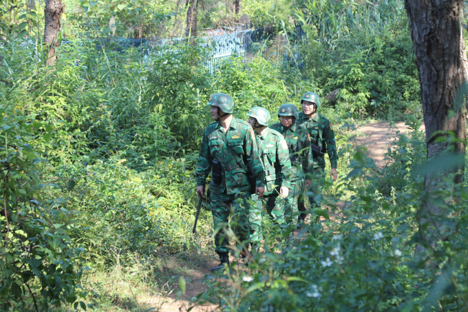 Bộ đội Biên phòng cửa khẩu Chi Ma, Lạng Sơn, tuần tra kiểm soát biên giới để ngăn chặn hoạt động xuất nhập cảnh trái phép.