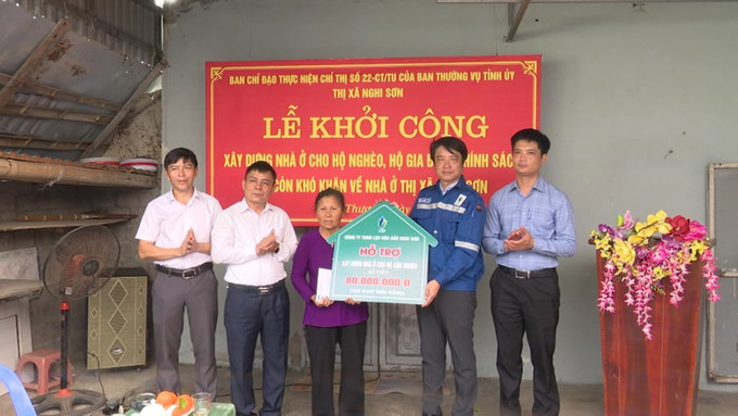 Lễ khởi công xây nhà cho hộ nghèo thị xã Nghi Sơn. Ảnh: Nguyễn Nam/TTXVN nha-moi-thanh-hoa-29052025-01.jpg