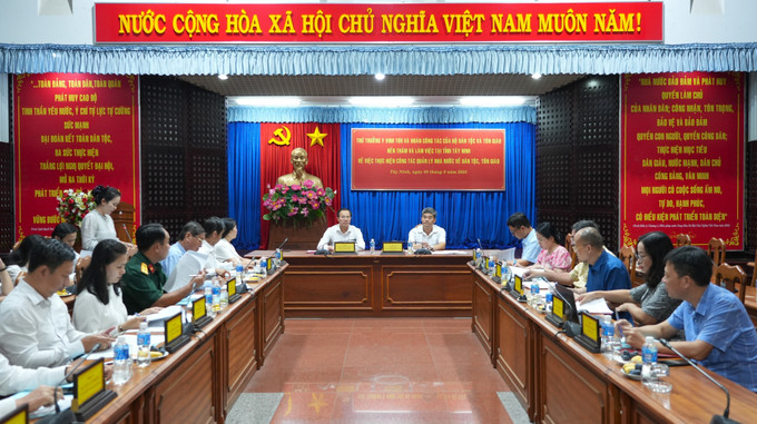 Quang cảnh buổi làm việc. ton-giao-dan-toc-08092025-02.jpg