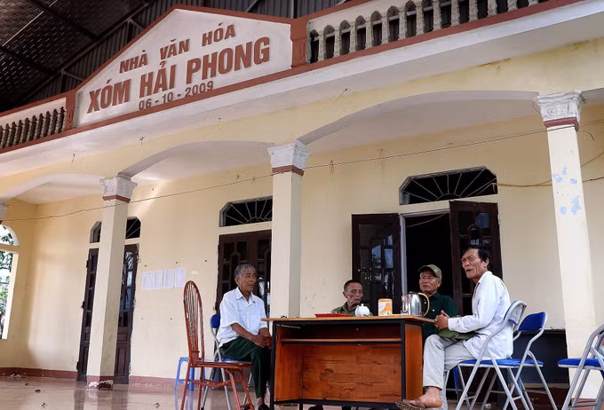 Nhà văn hóa xóm Hải Phong, nơi các tổ chức xã hội tổ chức trao đổi công việc của xóm.