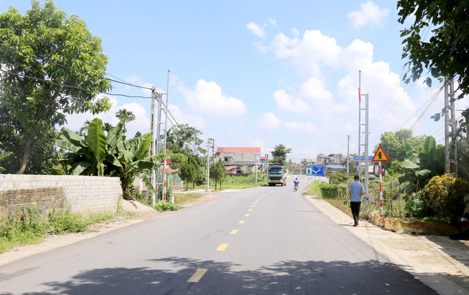 Tuyến đường tỉnh 317C dài 3km từ xã Thắng Sơn (huyện Thanh Sơn) đi xã Hoàng Xá (huyện Thanh Thủy) được đầu tư và đưa vào sử dụng, góp phần đi lại thuận tiện và giao thương giữa hai địa phương. Ảnh: baophutho.vn thanh-son-23052025-01.jpg