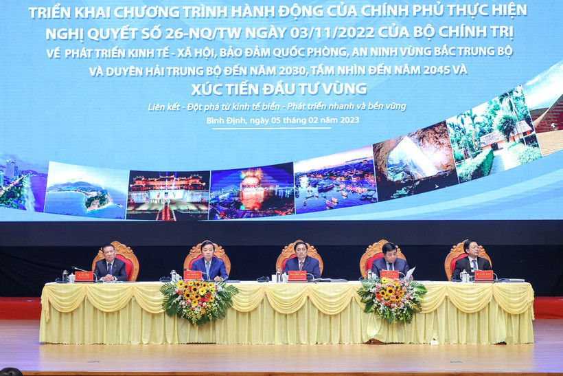 Thủ tướng Phạm Minh Chính chủ trì Hội nghị về phát triển vùng Bắc Trung Bộ và duyên hải Trung Bộ