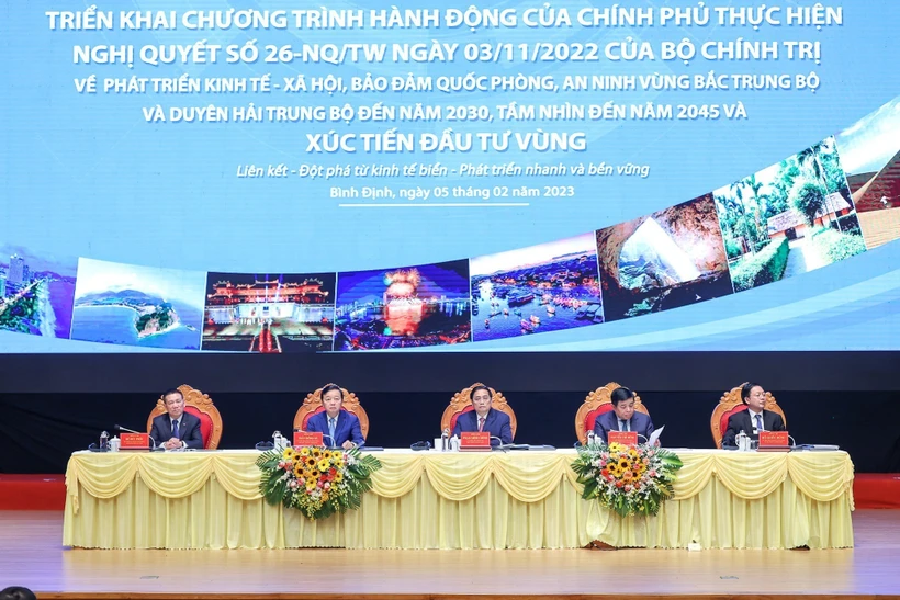 Thủ tướng Phạm Minh Chính chủ trì Hội nghị về phát triển vùng Bắc Trung Bộ và duyên hải Trung Bộ