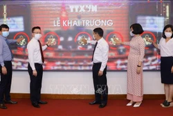 Lãnh đạo TTXVN khai trương trang thông tin đặc biệt về bầu cử ĐBQH và đại biểu HĐND các cấp. Ảnh: Văn Điệp – TTXVN