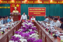Ủy viên Bộ Chính trị, Bí thư Trung ương Đảng, Trưởng ban Nội chính Trung ương Phan Đình Trạc cùng Đoàn công tác có buổi làm việc với tỉnh Kon Tum về tình hình, kết quả công tác nội chính, phòng, chống tham nhũng, tiêu cực và cải cách tư pháp 6 tháng đầu n