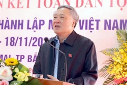 Đồng chí Nguyễn Hoà Bình phát biểu tại Ngày hội. Ảnh: Đồng Thúy - TTXVN