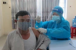 Nâng cao chất lượng chăm sóc sức khỏe người có công với cách mạng, người cao tuổi, trẻ em, người khuyết tật